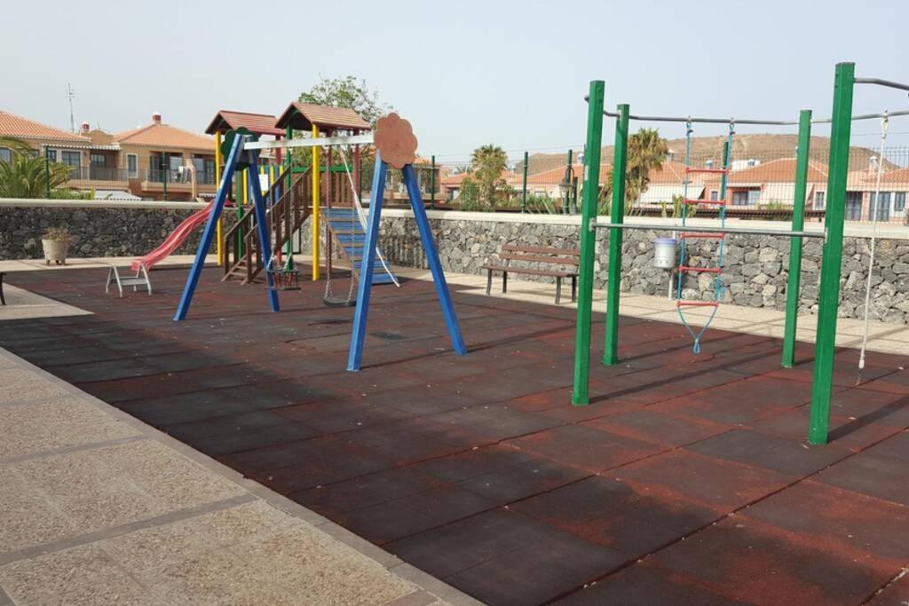 Vivienda Vacacional A38473 Bonita, Agradable Y Tranquila En Tenerife Costa Del Silencio Exterior photo